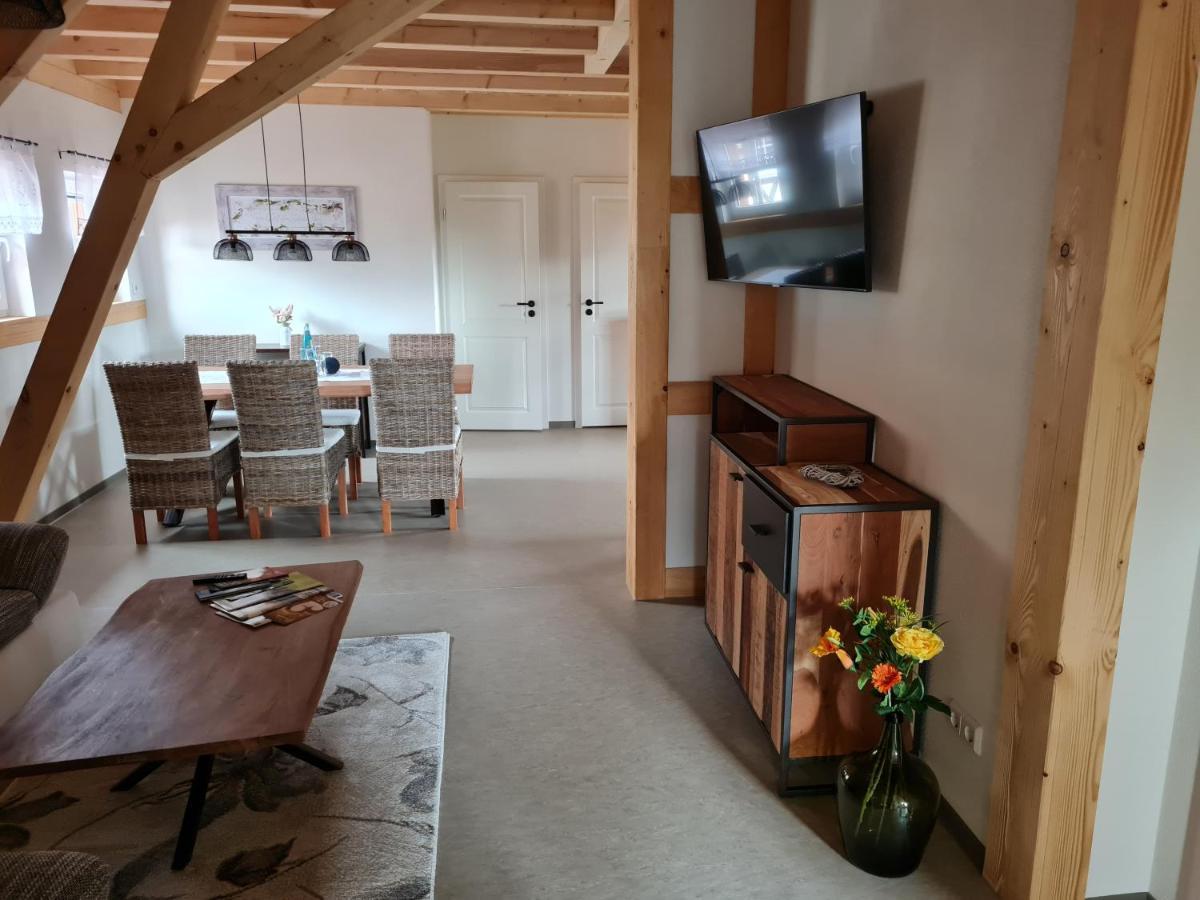 Familien- Und Apartmenthotel Lerchenberghof Walddorf  外观 照片